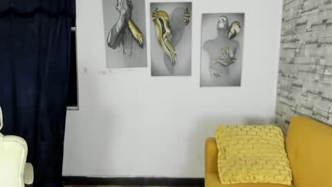 estefani robles online show from July 2026 12:50:01 AM