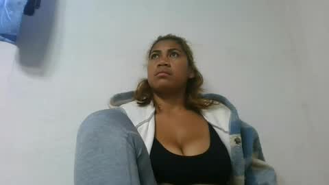 Snapshot of estelah796836 chatting on June 2026 05:43:01 AM estelah796836 online show from June 2026 05:43:01 AM