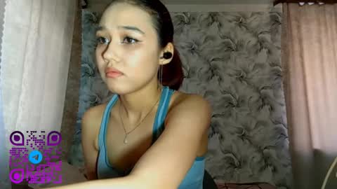 estellekirbo online show from March 2026 01:06:01 PM