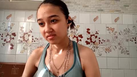 estellekirbo online show from March 2026 01:06:02 PM