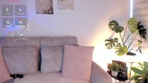 Snapshot of estercollins_ chatting on April 2026 08:21:01 PM Is secret online show from April 2026 08:21:01 PM