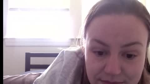 Esther online show from February 2026 04:54:01 PM