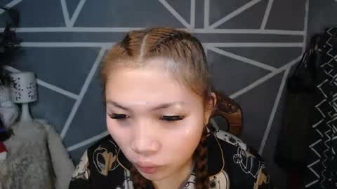 Snapshot of estherlust chatting on January 2025 01:56:02 AM IRIS online show from January 2025 01:56:02 AM