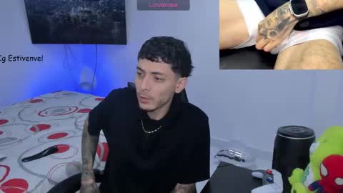 Snapshot of estivenvel chatting on February 2026 01:51:01 PM estivenvel online show from February 2026 01:51:01 PM