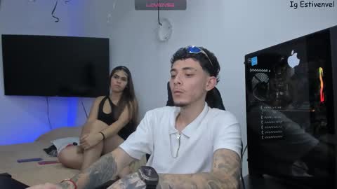 Snapshot of estivenvel chatting on February 2026 06:14:01 PM estivenvel online show from February 2026 06:14:01 PM