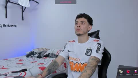 Snapshot of estivenvel chatting on February 2026 02:30:01 AM estivenvel online show from February 2026 02:30:01 AM