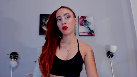 Estrellita online show from April 2026 12:22:02 PM