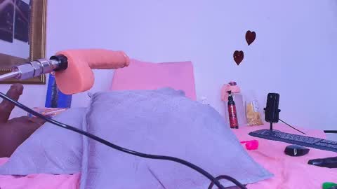 Estrella online show from February 2025 02:57:02 PM