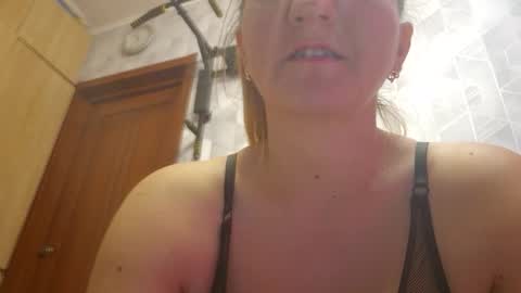 estrellawalters online show from September 2025 07:35:02 AM