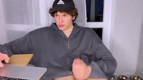 Alex online show from April 2026 06:10:01 PM