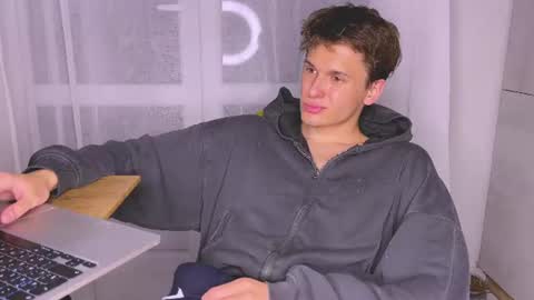 Alex online show from July 2026 07:29:02 PM