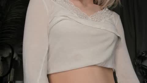 Snapshot of eternity_cuite chatting on December 2025 05:46:01 AM Natalie online show from December 2025 05:46:01 AM