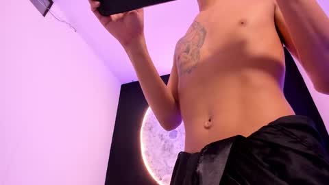 ethaancox online show from February 2025 09:42:02 PM