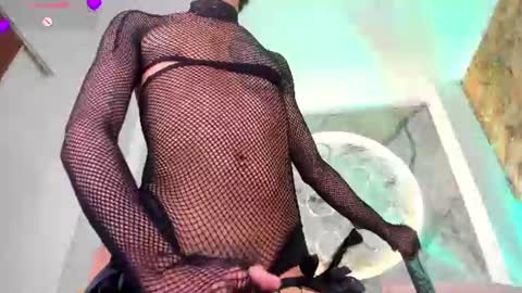 ethaancox online show from June 2026 08:51:01 PM