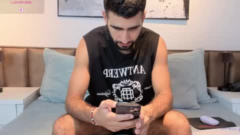 Ethan online show from April 2026 07:11:02 PM