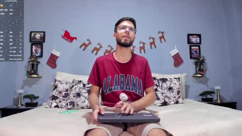Snapshot of ethan_adam chatting on December 2024 01:47:02 AM ADAM TAYLOR ETHAN CAMBAL INDEPENDENT MODELS online show from December 2024 01:47:02 AM