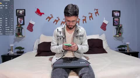Snapshot of ethan_adam chatting on December 2024 10:28:02 PM ADAM TAYLOR ETHAN CAMBAL INDEPENDENT MODELS online show from December 2024 10:28:02 PM