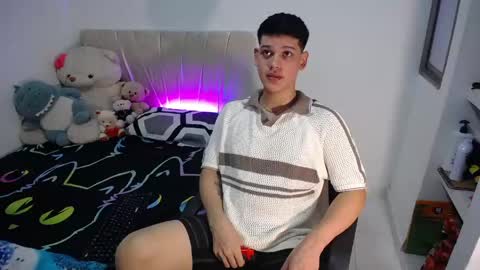 ethan_allard online show from May 2026 09:10:01 PM