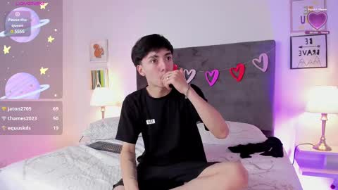 ethan and ava online show from February 2025 05:04:01 PM