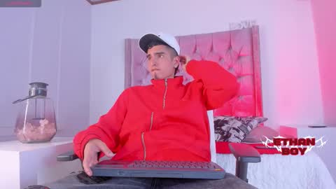 Snapshot of ethan_boy_ chatting on November 2025 09:04:01 PM Ethan online show from November 2025 09:04:01 PM