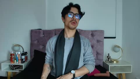 ethan  online show from March 2026 03:34:02 AM