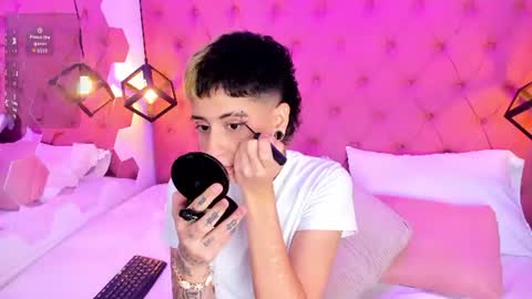 Snapshot of ethan_lennox_ chatting on July 2026 04:22:02 AM Ethan online show from July 2026 04:22:02 AM