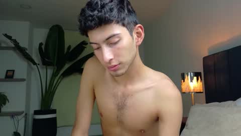 Snapshot of ethan_skiny_ chatting on November 2025 05:06:01 AM Joan online show from November 2025 05:06:01 AM