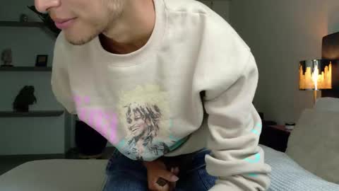 Snapshot of ethan_skiny_ chatting on November 2025 05:54:01 AM Joan online show from November 2025 05:54:01 AM