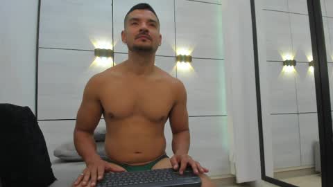 Snapshot of ethan_steed chatting on May 2026 11:05:01 AM Ethan Steed online show from May 2026 11:05:01 AM