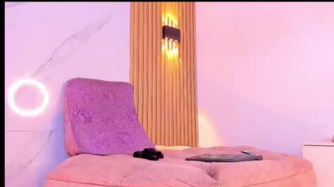 Snapshot of ethan_thouse chatting on November 2025 07:39:01 AM ethan_thouse online show from November 2025 07:39:01 AM