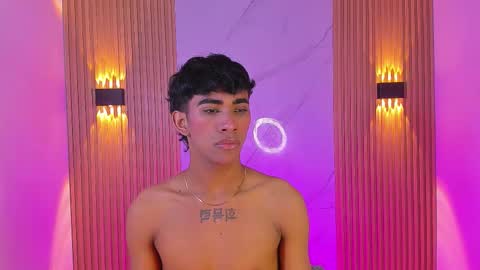 Snapshot of ethan_thouse chatting on November 2025 08:01:01 PM ethan_thouse online show from November 2025 08:01:01 PM