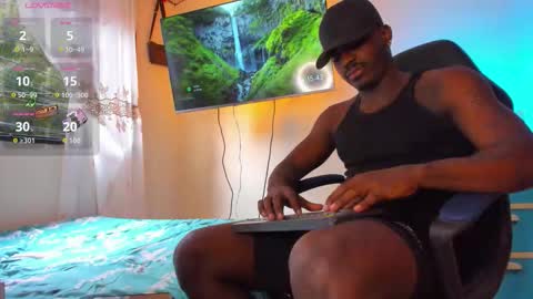 Snapshot of ethan_travis0 chatting on November 2025 08:42:01 PM ethan travis online show from November 2025 08:42:01 PM