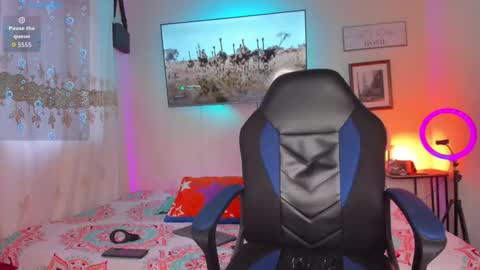 Snapshot of ethan_travis0 chatting on November 2025 08:41:02 PM ethan travis online show from November 2025 08:41:02 PM