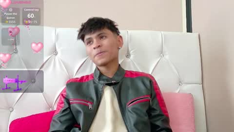 Snapshot of ethan_westt chatting on October 2025 08:44:02 PM Ethan online show from October 2025 08:44:02 PM