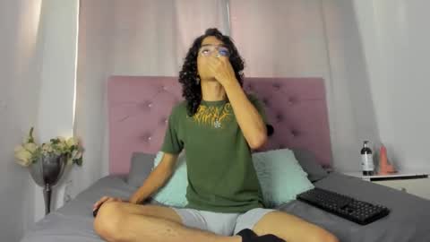 ethanblackwoodd online show from October 2025 07:45:01 PM