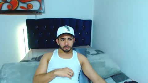 Snapshot of ethanhairy chatting on January 2025 09:08:02 PM Ethan online show from January 2025 09:08:02 PM