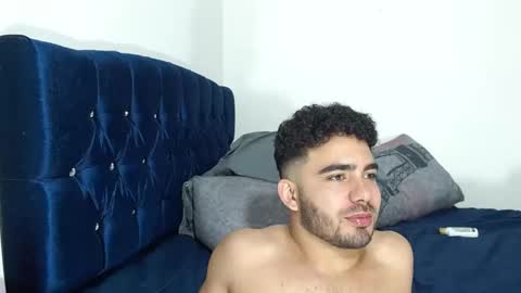 Snapshot of ethanhairy chatting on February 2025 11:28:02 PM Ethan online show from February 2025 11:28:02 PM