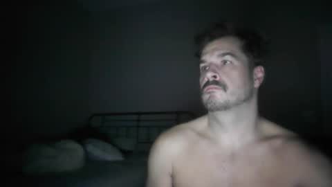 etim33 online show from November 2025 11:43:01 AM