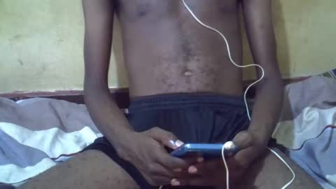 Snapshot of etrar_largedick chatting on February 2025 08:28:01 PM etrar_largedick online show from February 2025 08:28:01 PM