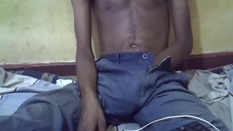 Snapshot of etrar_largedick chatting on February 2025 03:08:01 PM etrar_largedick online show from February 2025 03:08:01 PM