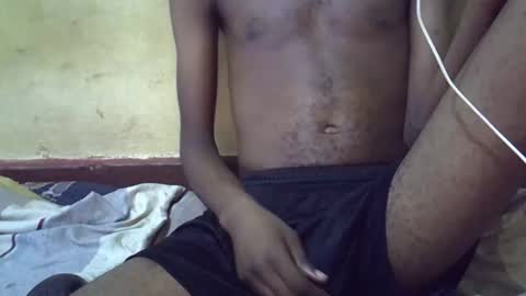 Snapshot of etrar_largedick chatting on February 2025 04:02:01 PM etrar_largedick online show from February 2025 04:02:01 PM