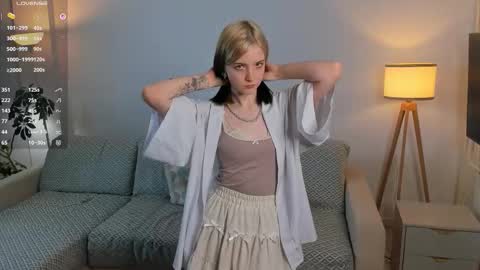 Emily online show from February 2026 01:32:01 AM