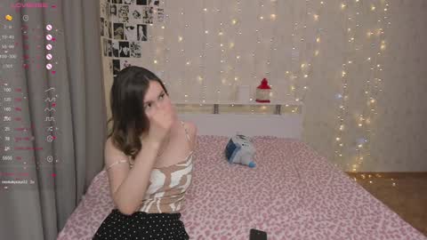 Snapshot of eumomino chatting on January 2025 07:22:01 PM Veronica Tiia Lilith left to right online show from January 2025 07:22:01 PM