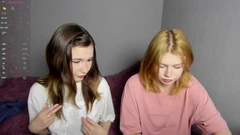 Veronica Tiia Lilith left to right online show from December 2025 10:17:02 PM