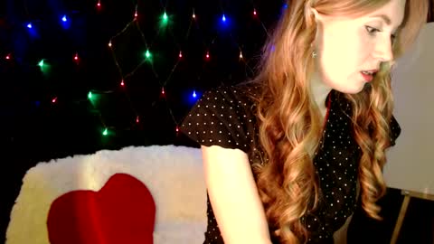 Snapshot of euphoria055 chatting on December 2024 11:02:02 AM Liana online show from December 2024 11:02:02 AM