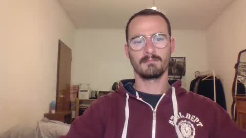 Snapshot of europe_bang chatting on October 2025 09:39:01 PM Andrea online show from October 2025 09:39:01 PM