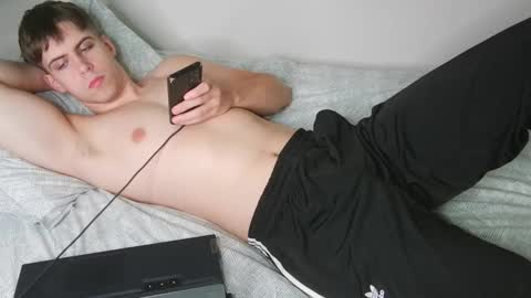 Snapshot of europeanjock chatting on October 2025 03:30:02 PM europeanjock online show from October 2025 03:30:02 PM