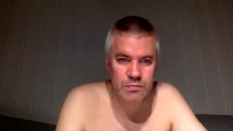 Snapshot of europeankris chatting on September 2025 08:58:01 PM European Kris online show from September 2025 08:58:01 PM