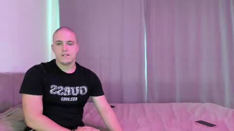 Eva  Alex online show from June 2026 06:33:02 AM
