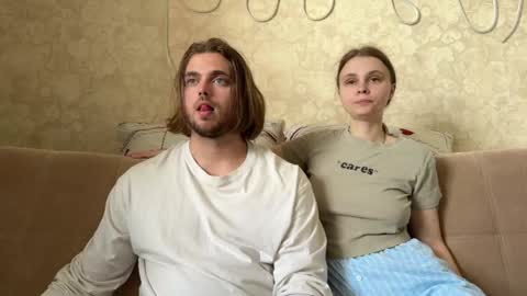Eva Calvin online show from April 2026 04:17:01 AM